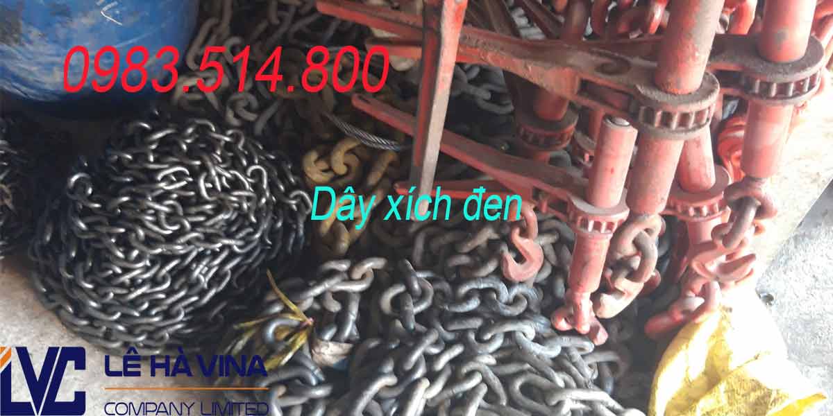 Dây xích trong kho Lê Hà